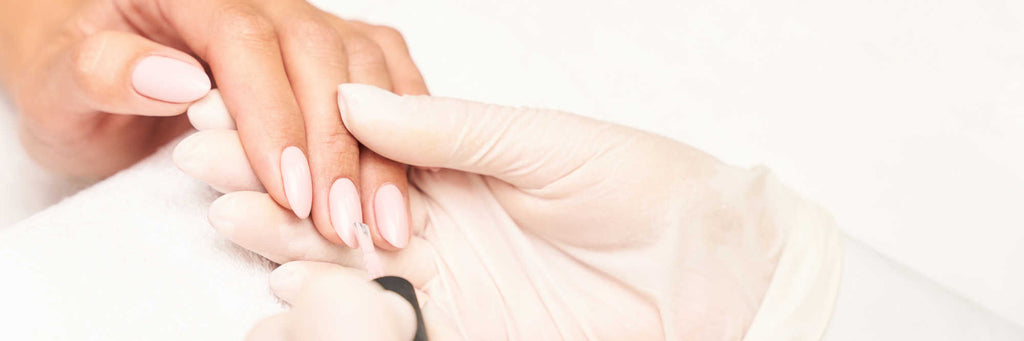 The Longevity of Gel Manicures: Maximizing Your Salon's Service Quality